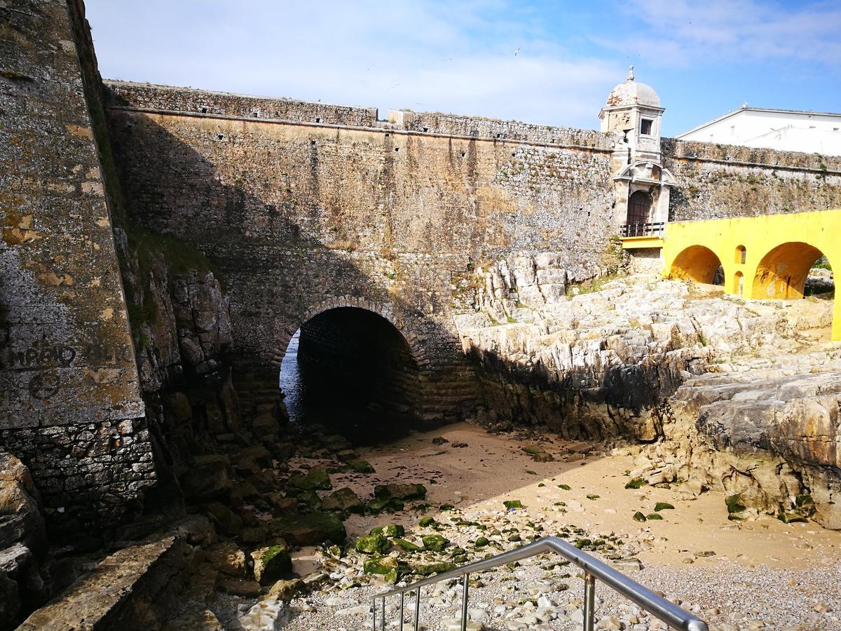 Peniche'S Blue & Yellow Екстер'єр фото